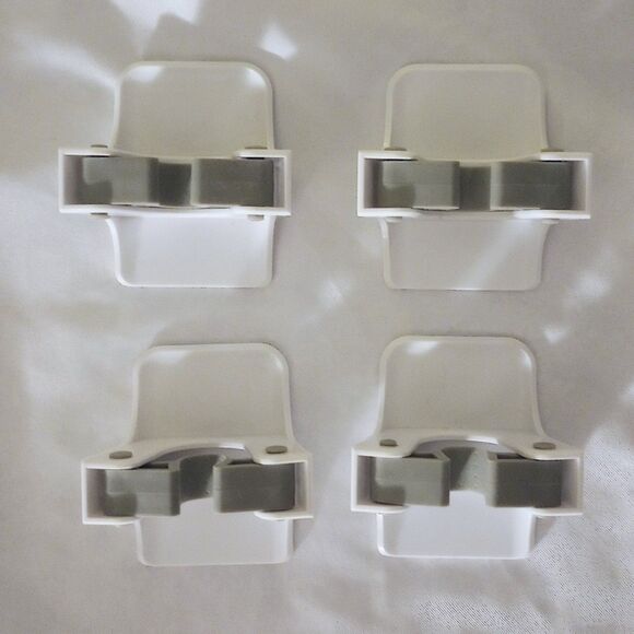 4pc Command Broom/Mop Wall Gripper Cleaning/Home Organization - Picture 1 of 10